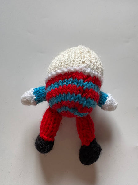 Small Knitted Humpty Dumpty
