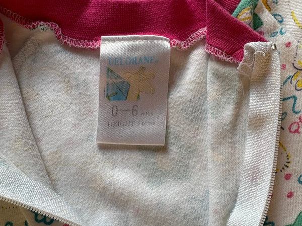 Vintage duckling sleepsuit best fit 0-3 months