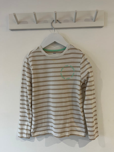 M&S neutral top (6-7y) *sizing on the small side*