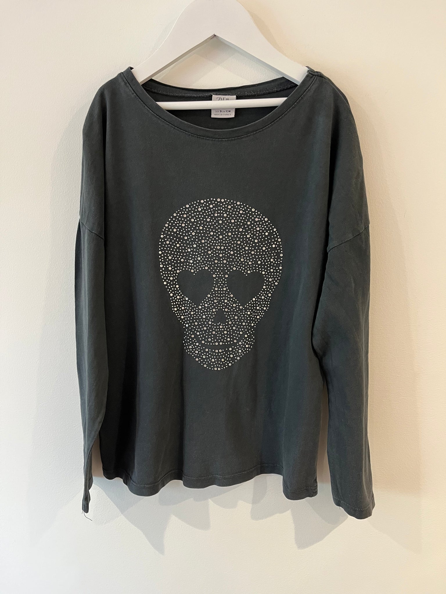 Zara heart skull top (9-10y)