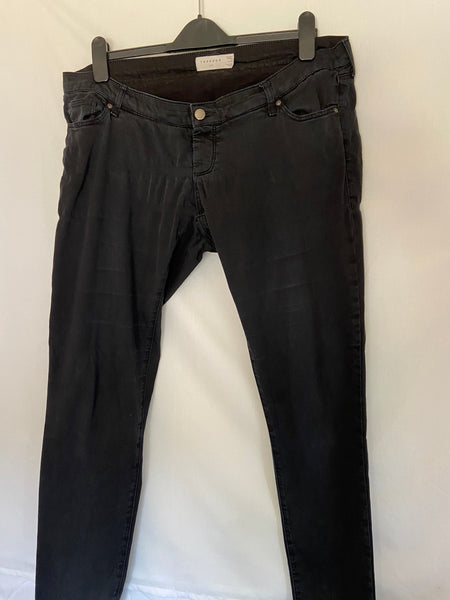 Topshop Maternity Leigh jeans in black (W34/L34)