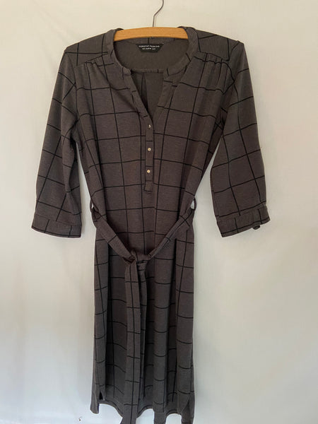 Dorothy Perkins Maternity grid dress (size 12)
